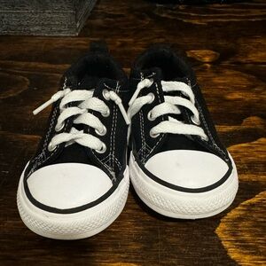 Black and White Shoes with Classic Style